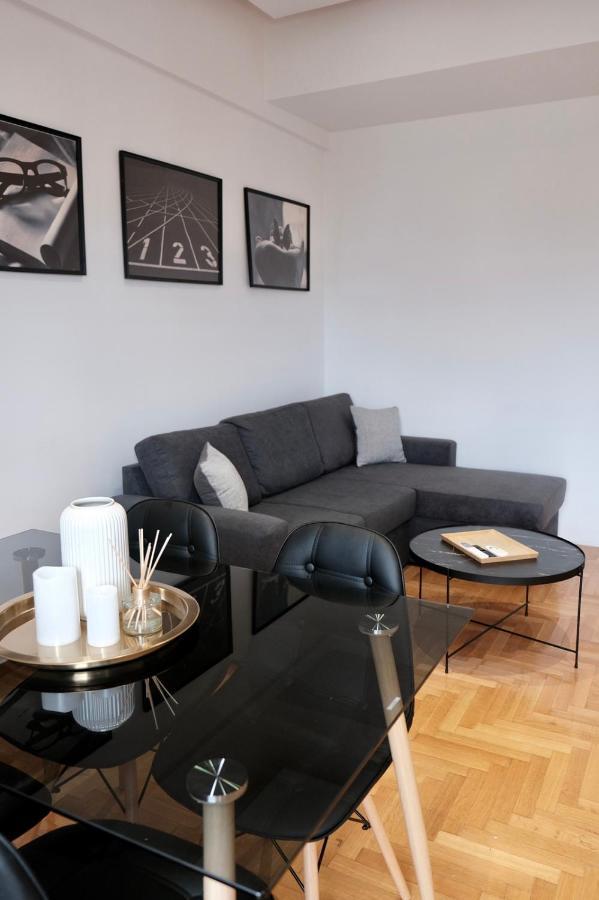 Synpiraeus Apartments & Studios Zewnętrze zdjęcie